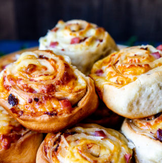 Bacon, Ham and Cheese Breakfast Rolls - Daryls Kitchen